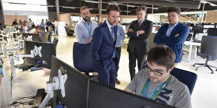 Analizan en congreso de computación apoyo tecnológico para damnificados