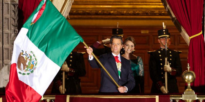 Viva México y solidaridad con Chiapas y Oaxaca, grita Peña