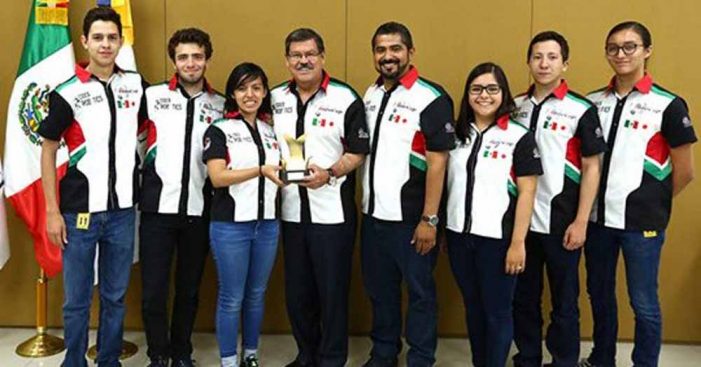 Mexicanos obtienen premio internacional de robótica en Japón