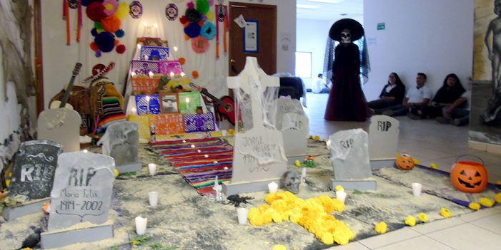 Supera expectativas “Entre Calabazas y Catrinas”