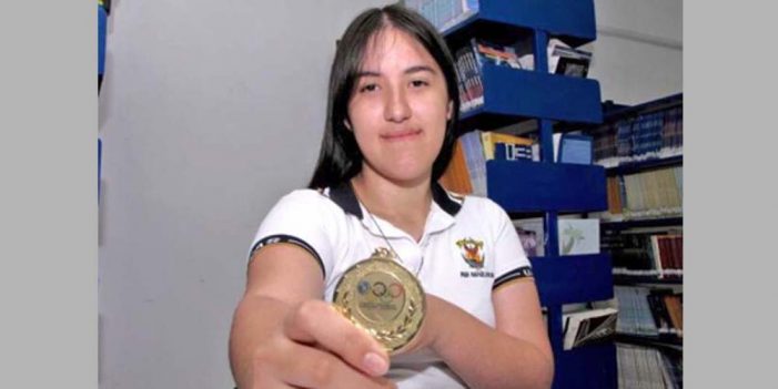 México logra dos medallas de oro en olimpiada de astronomía