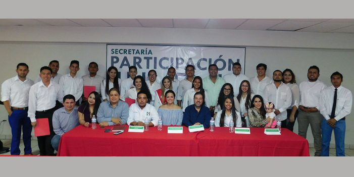 Rinden protesta integrantes de la Secretaría de Participación Juvenil del PRI Nogales