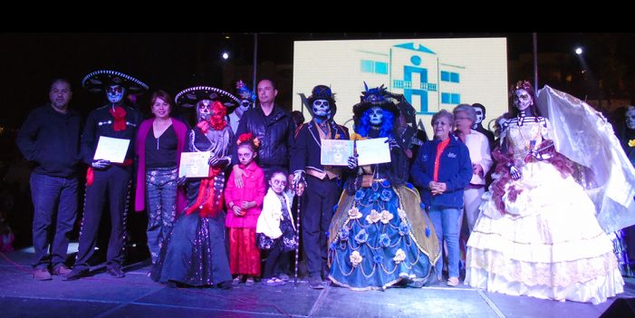 Reviven tradicional Día de Muertos