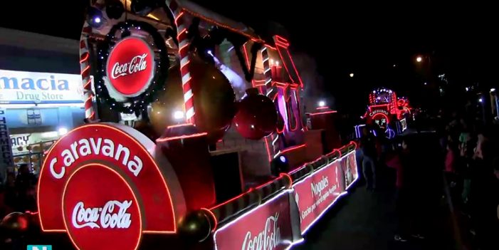 Coca-Cola lleva magia de la Navidad a Nogales