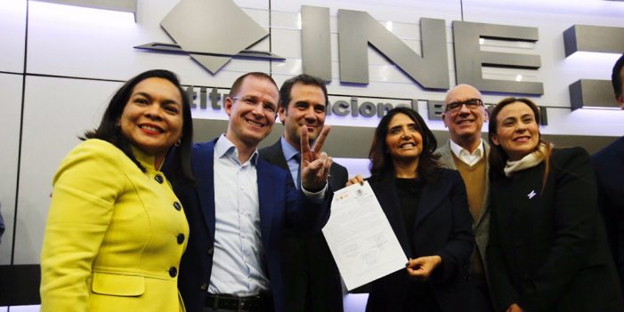 PRD, PAN y MC registran coalición “Por México al frente”