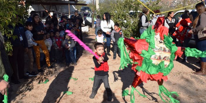 Llevan alegría de las posadas a más colonias de Nogales