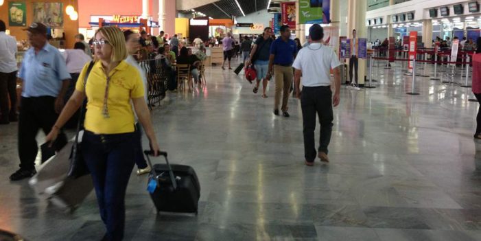 Estados Unidos reestructura sistema alerta a viajeros