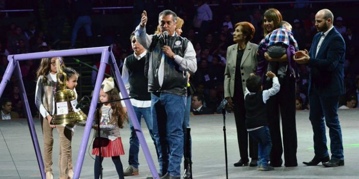 Arranca “El Bronco” precampaña por la Presidencia