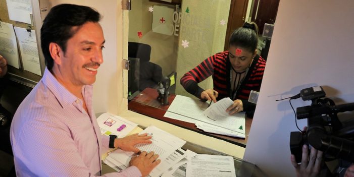 David Figueroa va independiente por Hermosillo