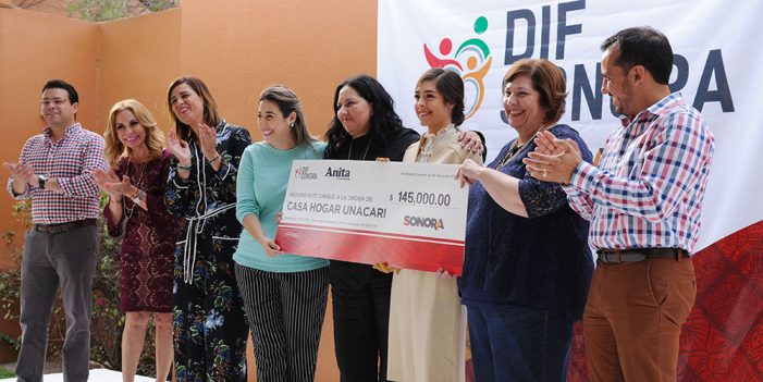 Recibe Casa Hogar Unacari donativo recaudado por obra “Anita La Huerfanita”