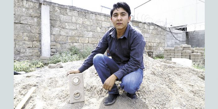 Estudiantes mexicanos diseñan ladrillo con baba de nopal
