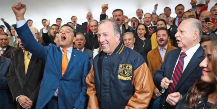 Meade llega al INE para registro de candidatura a la Presidencia