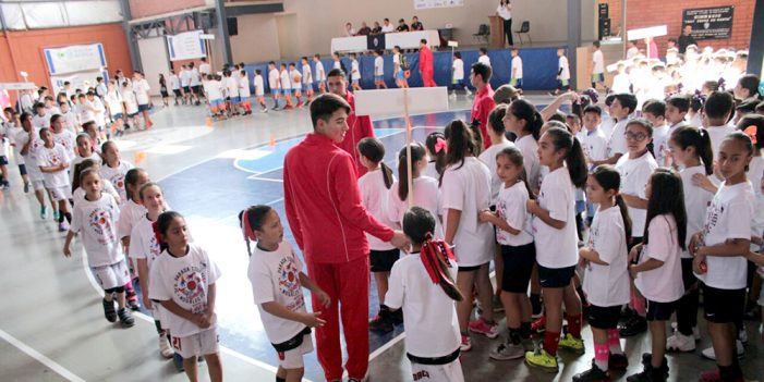 Inauguran encuentro de básquet ball estatal