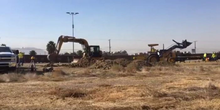 Inicia EE.UU. construcción de 32 kilómetros del “muro de la discordia”