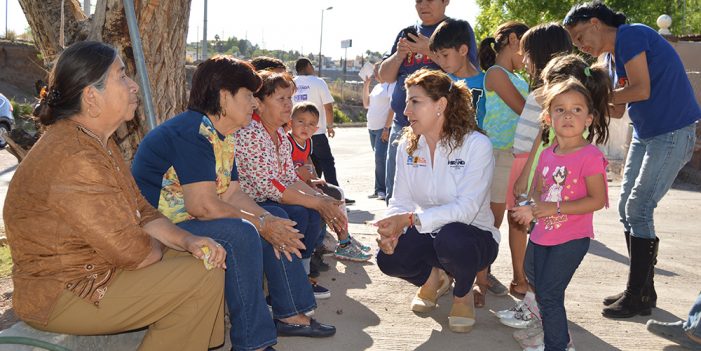 Impulsa Miranda y Astiazarán apoyo a familias con altos cobros de la CFE