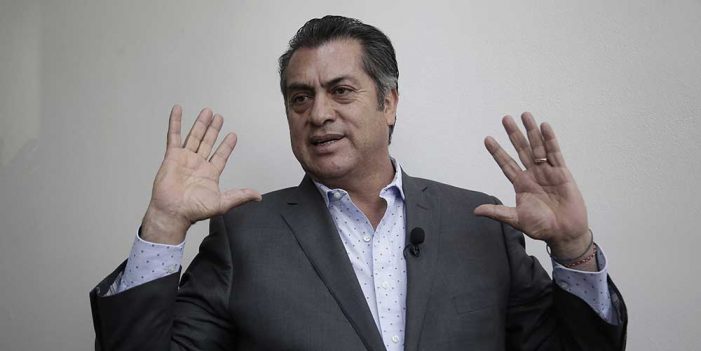 Gana “El Bronco” multa del INE