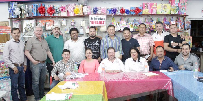 Presenta Freig Carrillo propuestas a Club de Leones y a comerciantes