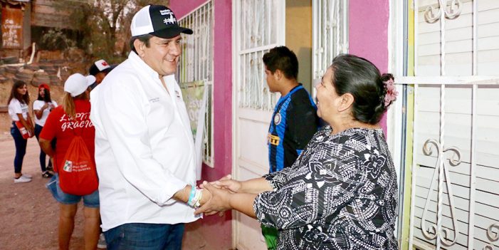 Se compromete Robles Pompa a estar presente en el Distrito II