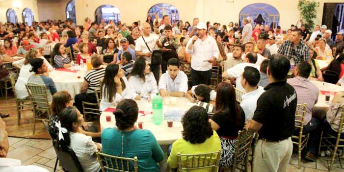 Panistas y taxistas se unen a Jorge Freig Carrillo