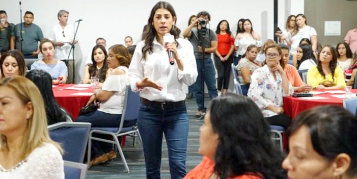 Van mujeres por propuestas de Sylvana Beltrones