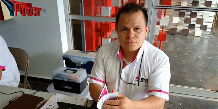 Unidad móvil del INE atiende a usuarios en Edificio del Estado