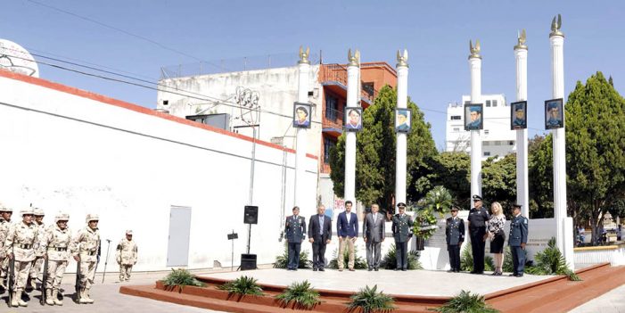 Pujol Irastorza presente en homenaje a Niños Héroes