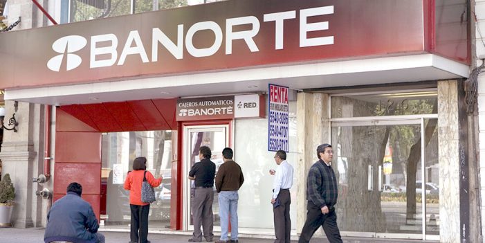 Banorte dice sí a programas sociales de AMLO