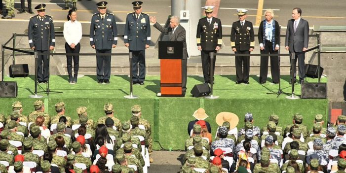 AMLO pide apoyo a militares para combatir inseguridad y violencia
