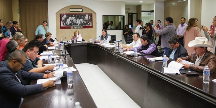 Dictaminan comisiones de Hacienda paquete económico 2019