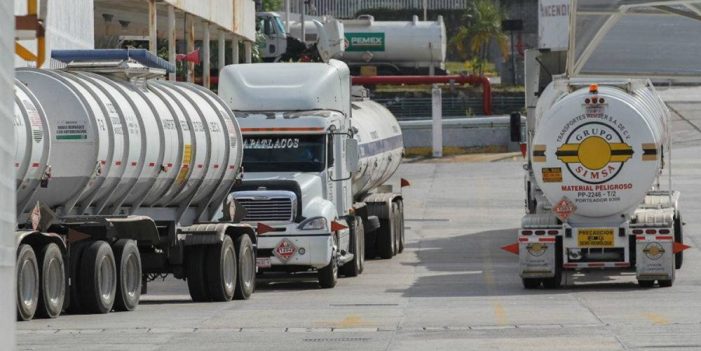Gobierno federal trabaja para normalizar distribución de combustibles