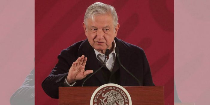 Ni un paso atrás contra la corrupción: Presidente de México