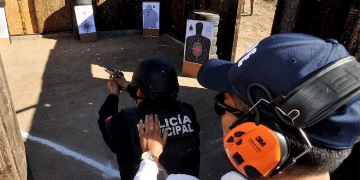Obtienen policías de Nogales tercer lugar en competencia de tiro