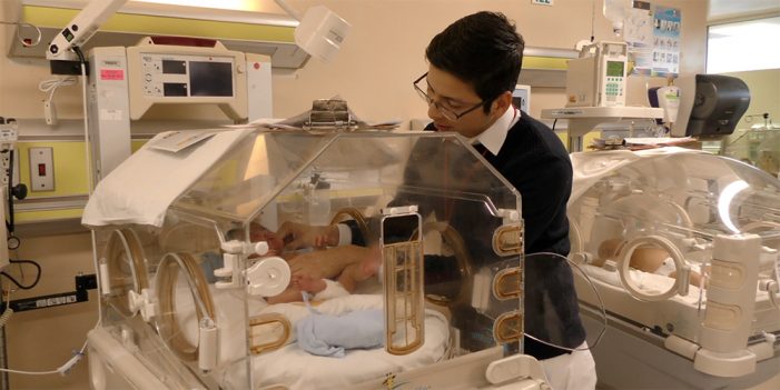 Cuidado a pacientes; expresión de amor en nuestra profesión: Enfermero