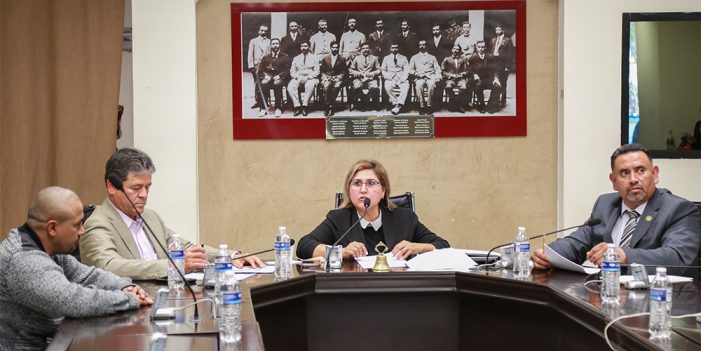 Realizan última sesión de periodo extraordinario