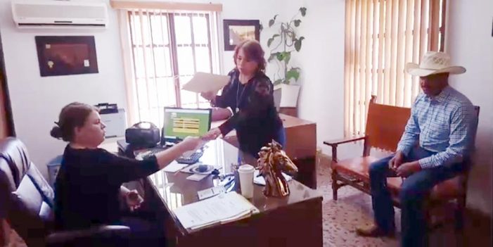Asociación Ganadera de Nogales rehúsa aceptar firmas que respaldan a Baranzini