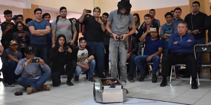 Realiza UTH torneo de robots