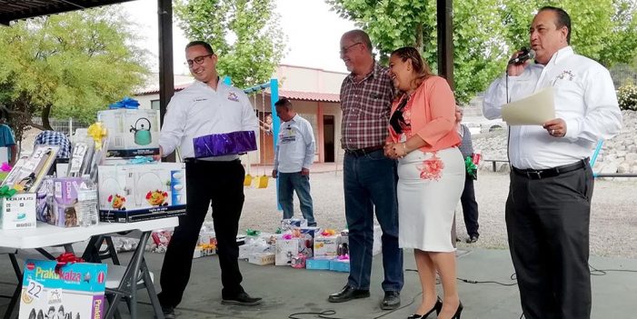 Más que un regalo, la voluntad de servir a MAMÁ