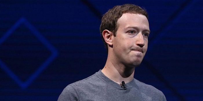 Mark Zuckerberg aceptó culpa en caída de Facebook