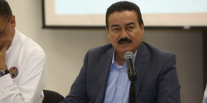 Tendrán mobiliario nuevo escuelas reconstruidas en el sur del estado: Víctor Guerrero