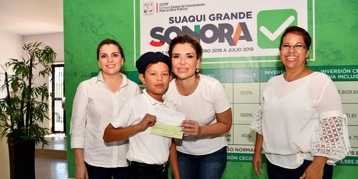 Entrega Gobernadora apoyos de vivienda en Suaqui Grande y San Javier
