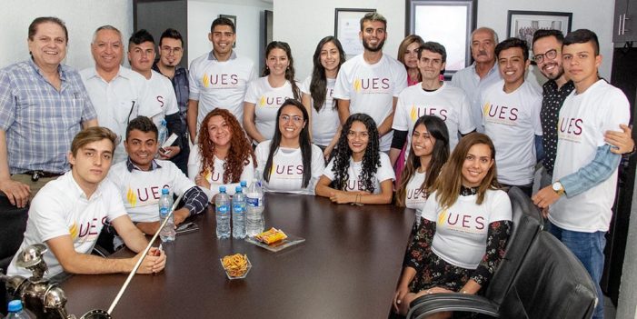 Recibe UES a estudiantes de intercambio