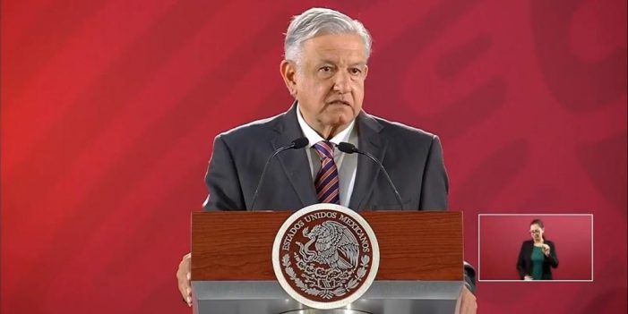López Obrador a favor de reducir plurinominales