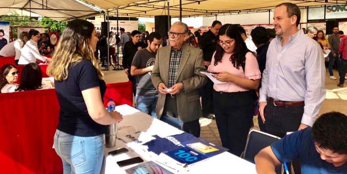 Realiza Feria de Empleo Secretaría del Trabajo