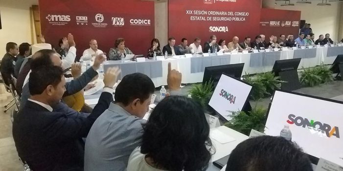 Asiste Kiko Munro a XIX sesión ordinaria del Consejo Estatal de Seguridad Pública