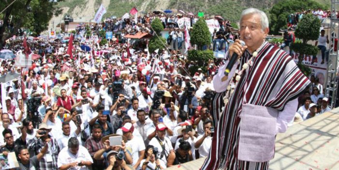 “No queremos golpes de Estado. El pueblo da y el pueblo quita” AMLO