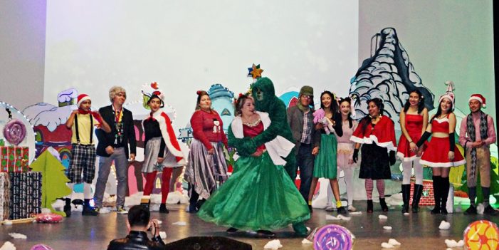 Presenta Preparatoria Municipal festival navideño