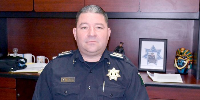 Llama Comisario a usar responsablemente las líneas de emergencia