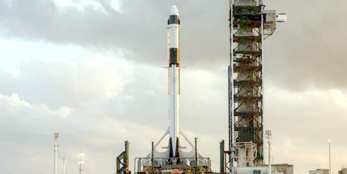 Pasa el Falcon 9 última etapa de pruebas