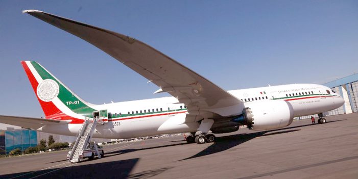 Premio del avión presidencial será en efectivo: AMLO