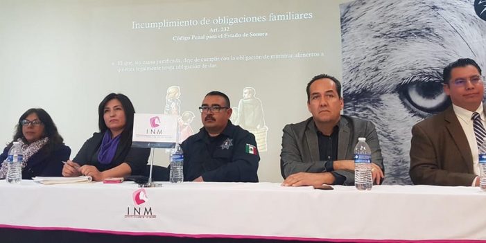 Buscan empoderamiento de mujeres en área legal